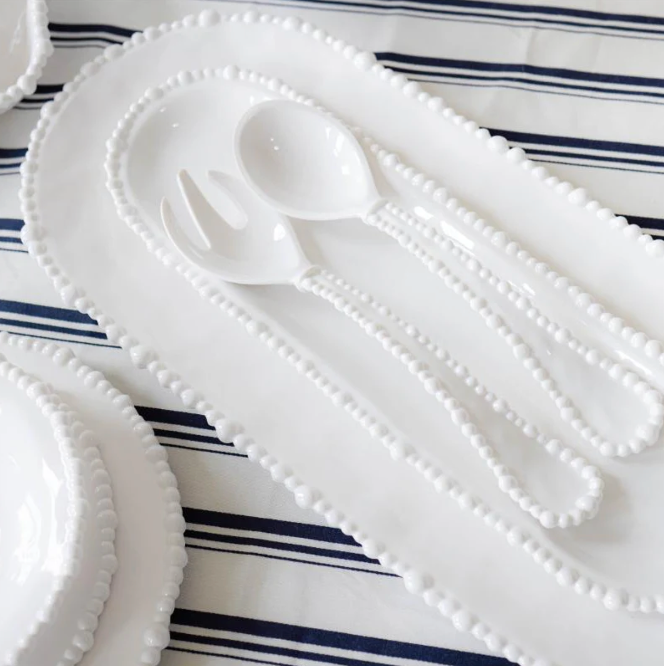 Melamine Pearl Platter 53cm - White
